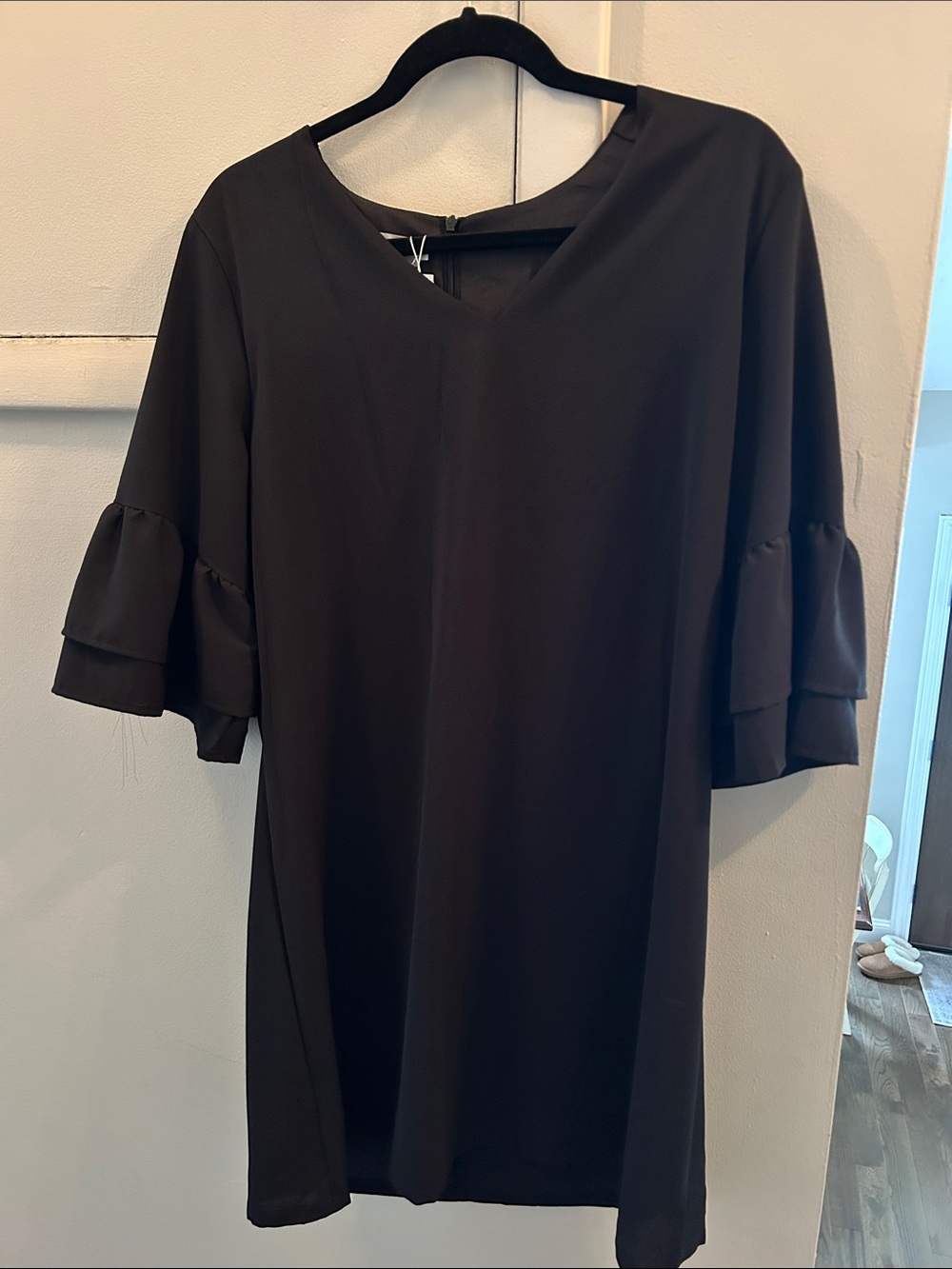 Women's Black V-Neck Mini Dress with Ruffle Sleeves